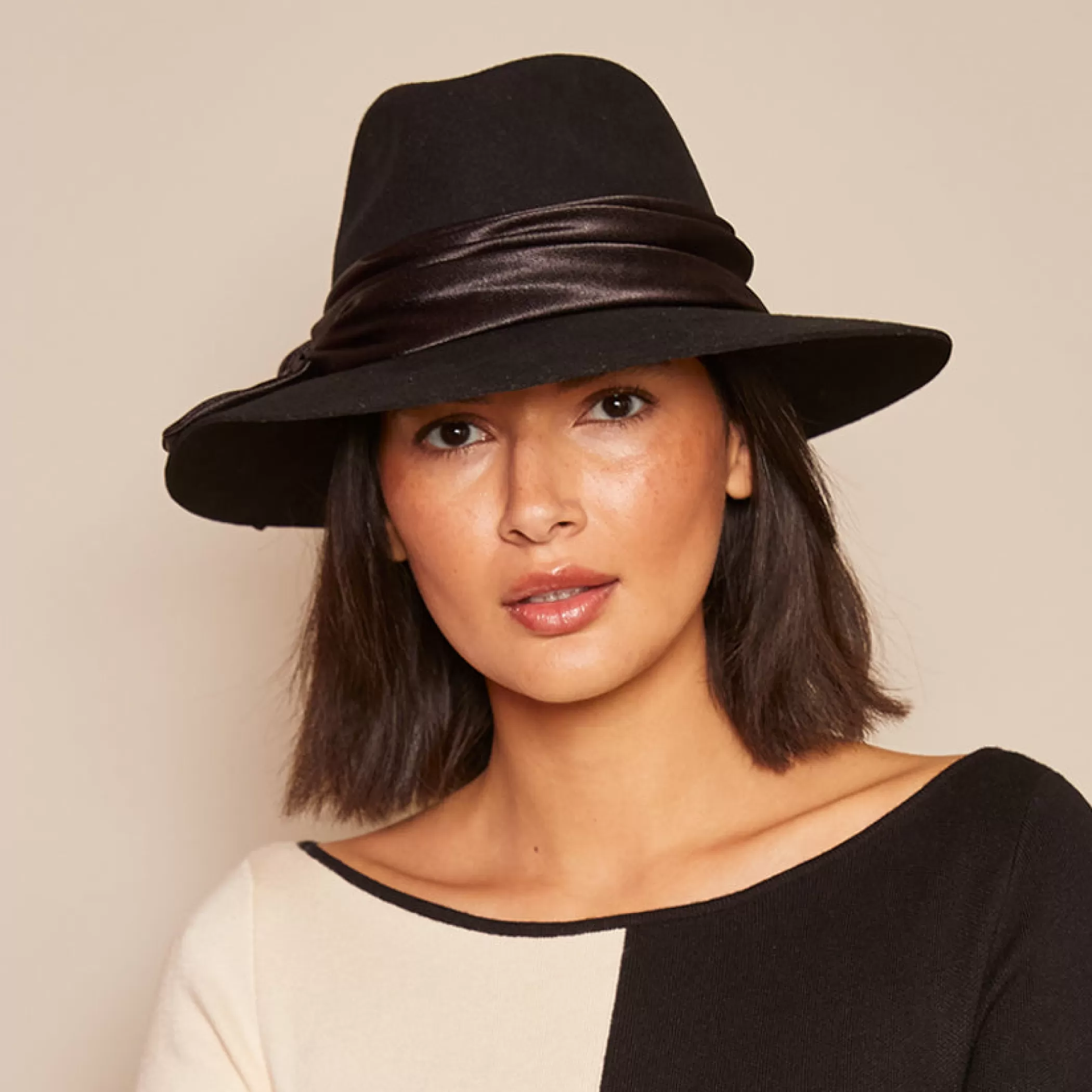 Cheap Georgina In Women Fedora