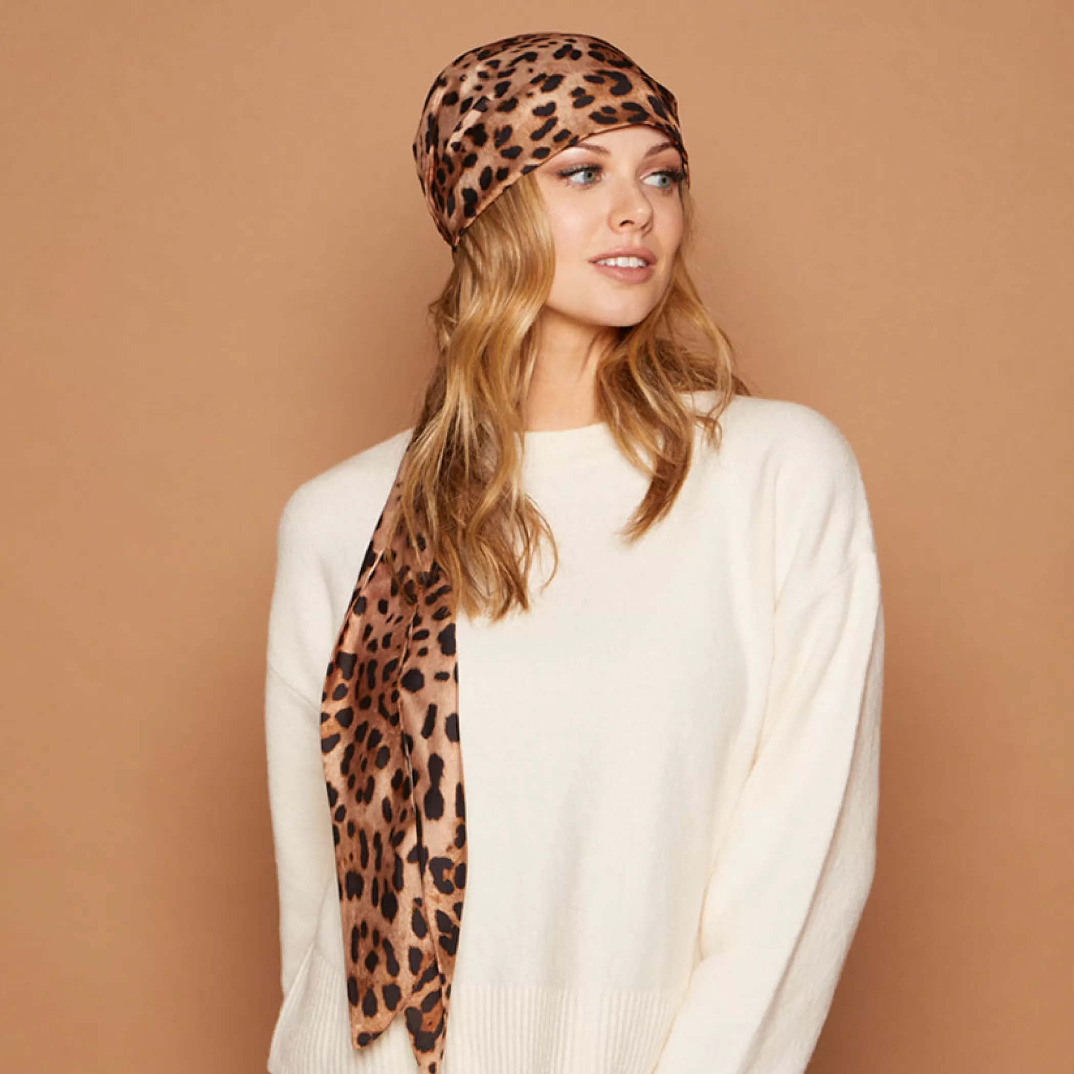 Hot Gigi In Leopard Print Women Accessories