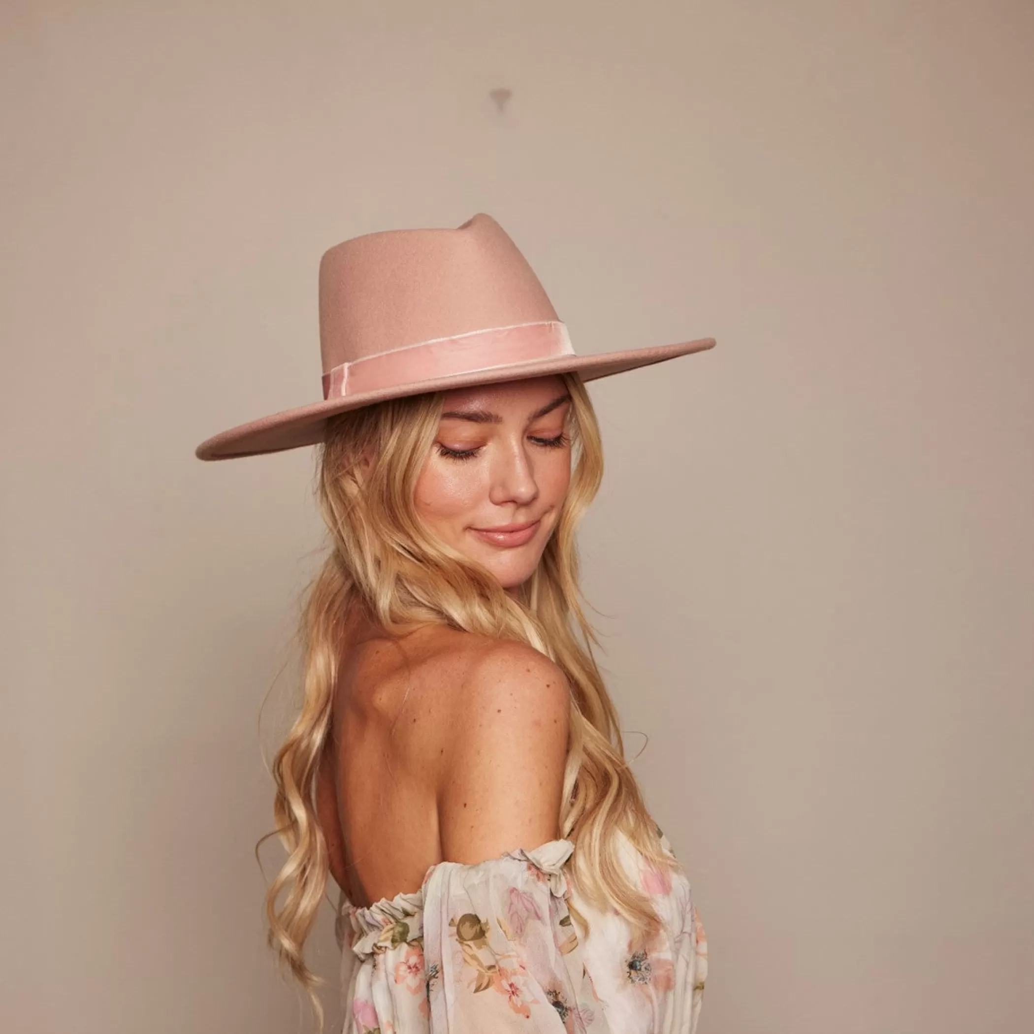 Store Harlowe In Women Fedora