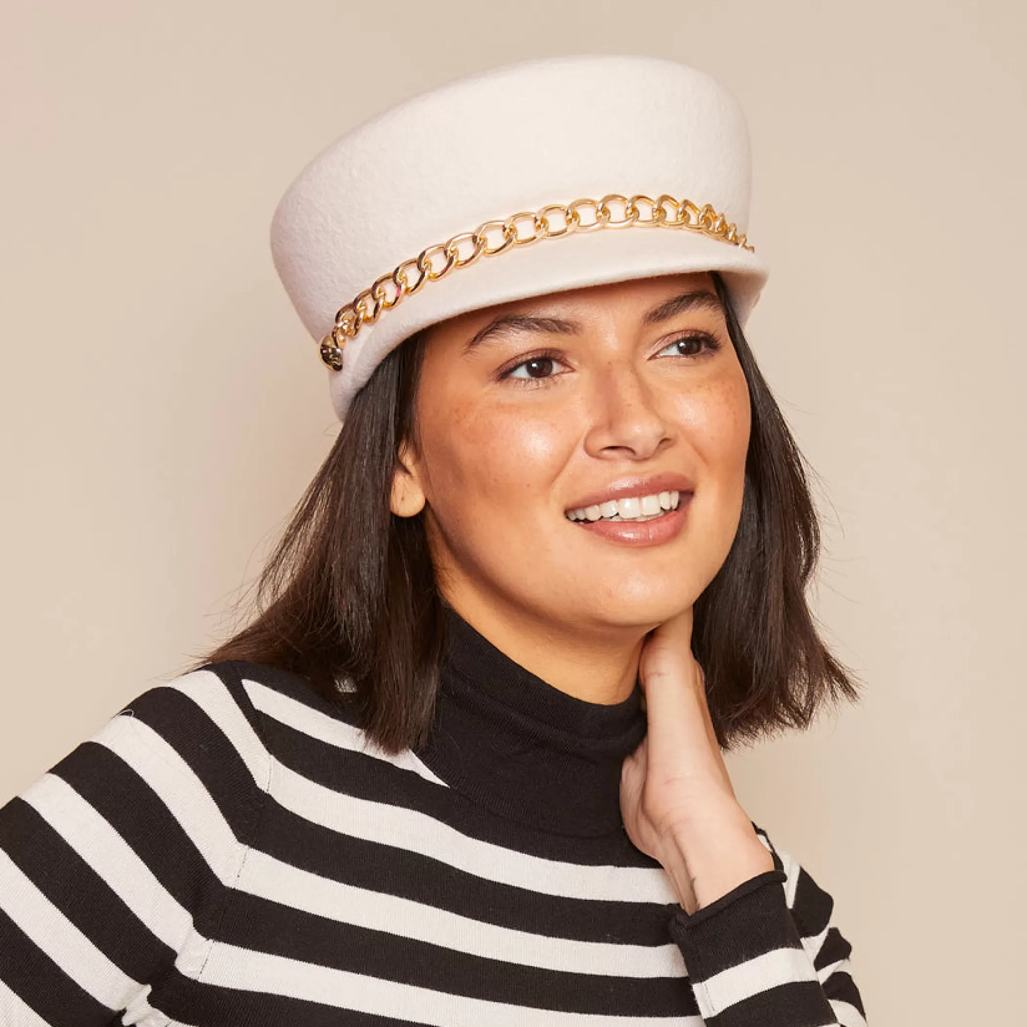 Best Sale Sabrina In W/Gold Chain Women Cap